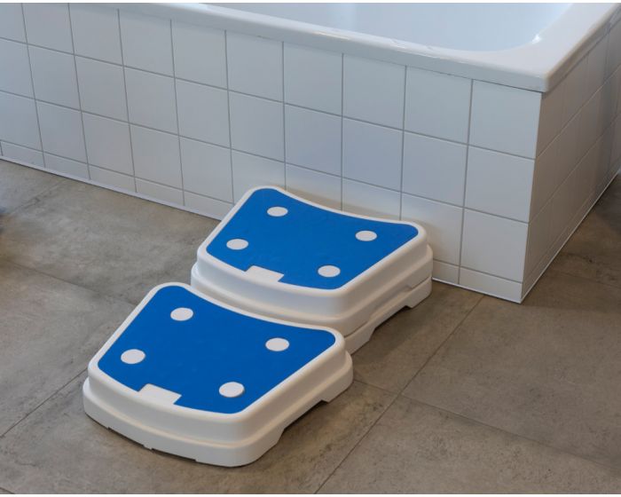 Badestufe stapelbar 3er-Set (gestapelt 20 cm Gesamthöhe)- die sichere Einstiegshilfe unter Badewannenlifter Badewannensitze > Russka